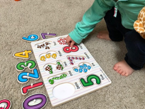 playing with puzzles for toddlers development